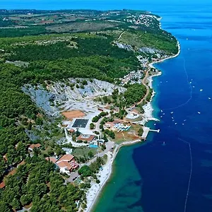 2* Prázdninový areál Kanegra Plava Laguna